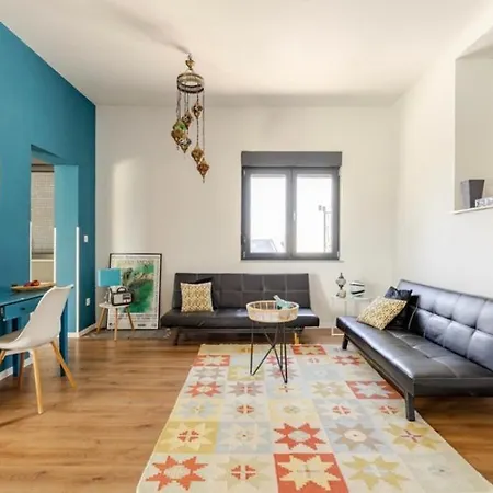 Herzegovina With Heated Pool , Modern Comfort In Herzegovina Mostar