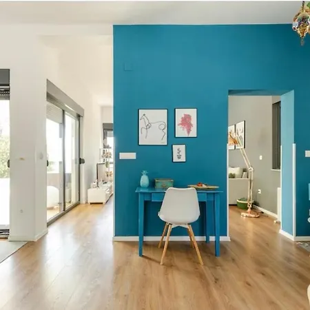 The View With Heated Pool , Modern Comfort In Herzegovina ヴィラ モスタル