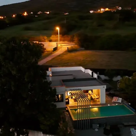 Herzegovina With Heated Pool , Modern Comfort In Herzegovina Villa Mostar