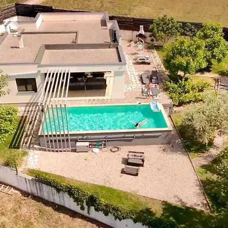 Herzegovina With Heated Pool , Modern Comfort In Herzegovina Villa *